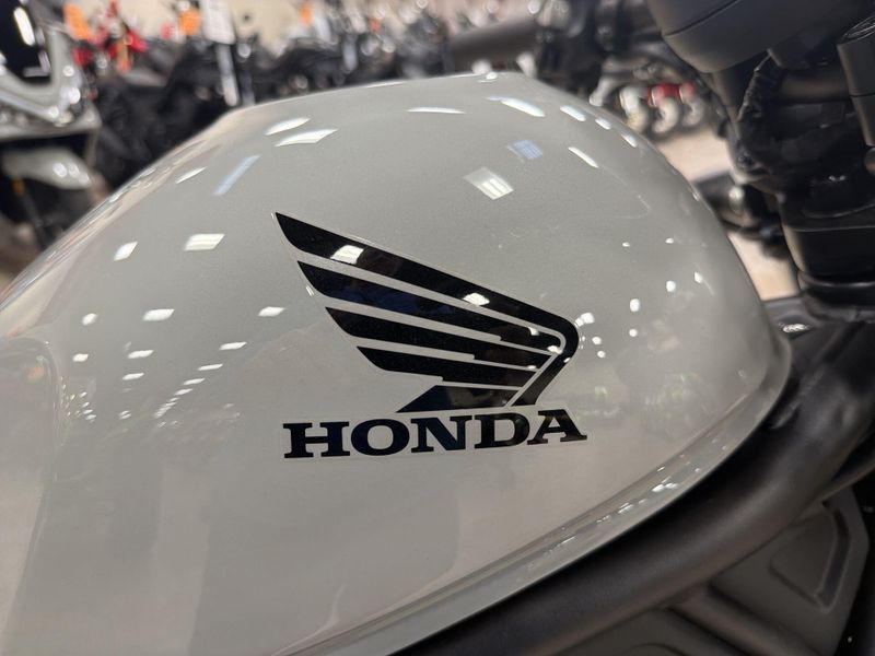 New 2026 Honda REBEL 300 E-CLUTCH Image 25