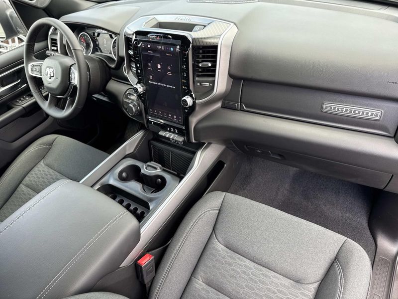 New 2026 RAM 1500 Big Horn Crew Cab 4x2 5'7' Box
