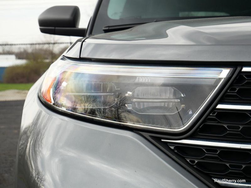 Used 2024 Ford Explorer XLT