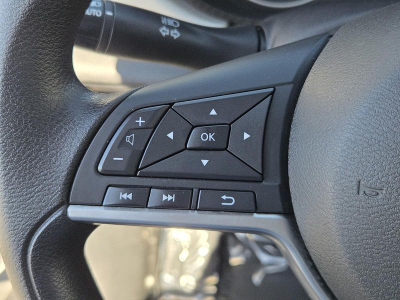 Used 2022 Nissan Versa SV CVT