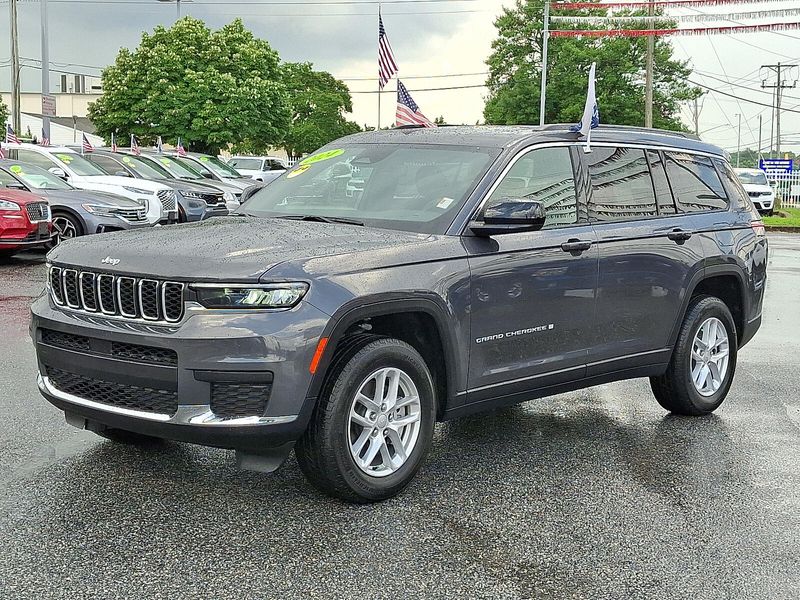 2024 Jeep Grand Cherokee Laredo X photo 2