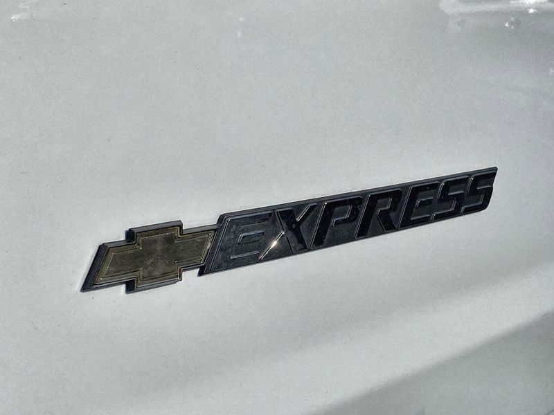 Used 2023 Chevrolet Express Cargo Van Work VanImage 28