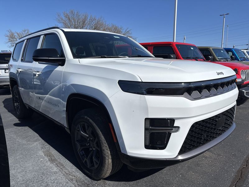 2026 Jeep Grand Wagoneer Limited Altitude 4x4Image 3