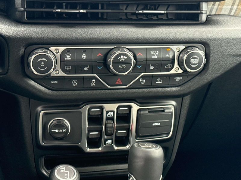 New 2026 Jeep Wrangler 4-door 85th Anniversary Edition