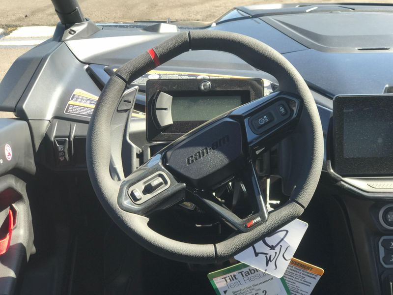2025 Can-Am MAVERICK R MAX X RS WITH SMART-SHOX 999T DCT Image 10