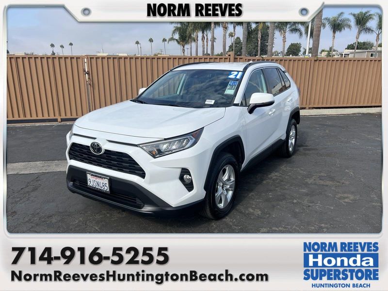 2021 Toyota RAV4 XLEImage 1