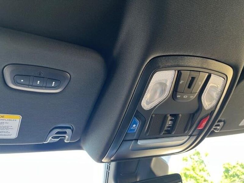 2025 RAM 1500 Big Horn Crew Cab 4x4 5
