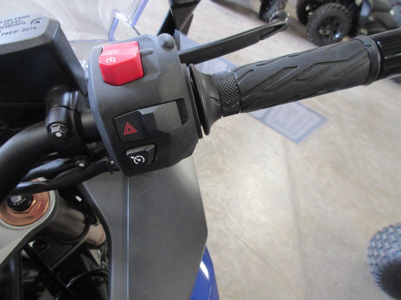 NEW 2026 SUZUKI GSX-S1000GT Image 15