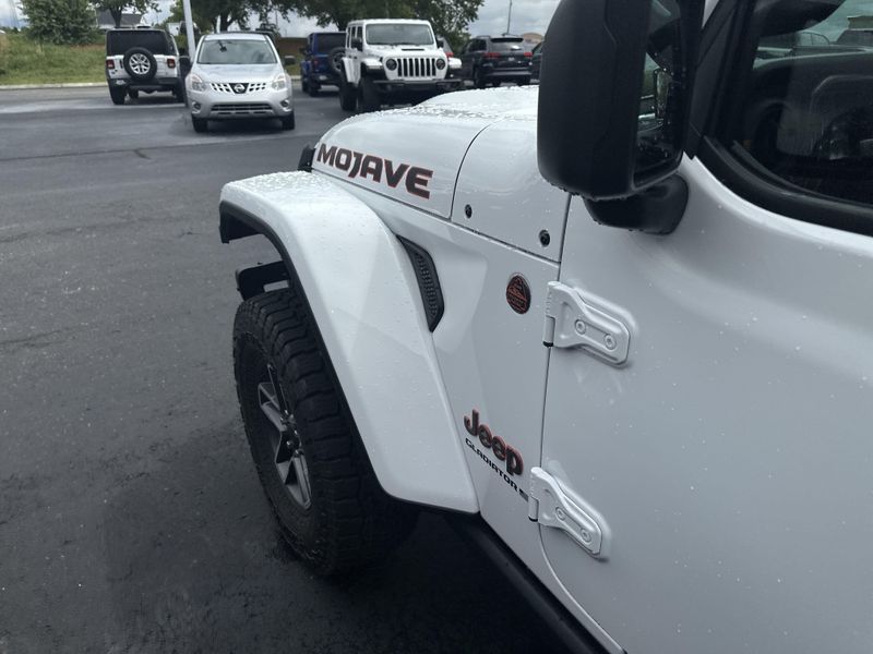 2025 Jeep Gladiator Mojave X 4x4Image 15