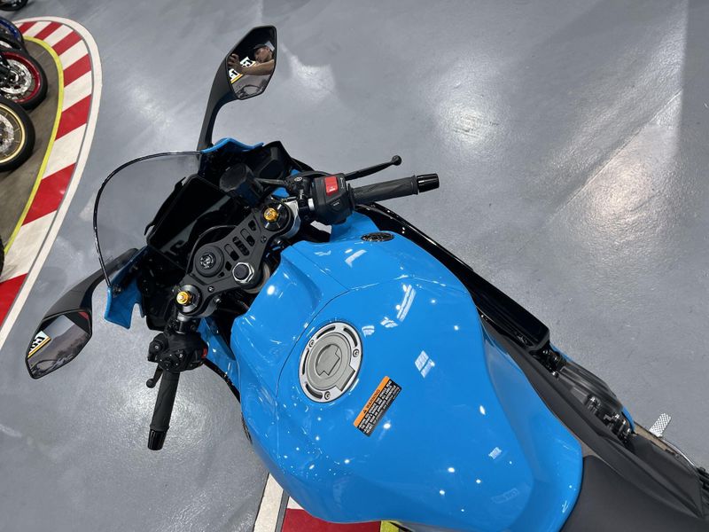 New 2026 Yamaha YZF-R7 Image 11