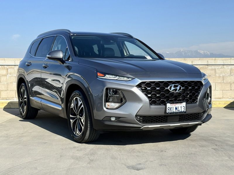 2019 Hyundai Santa Fe Image 2