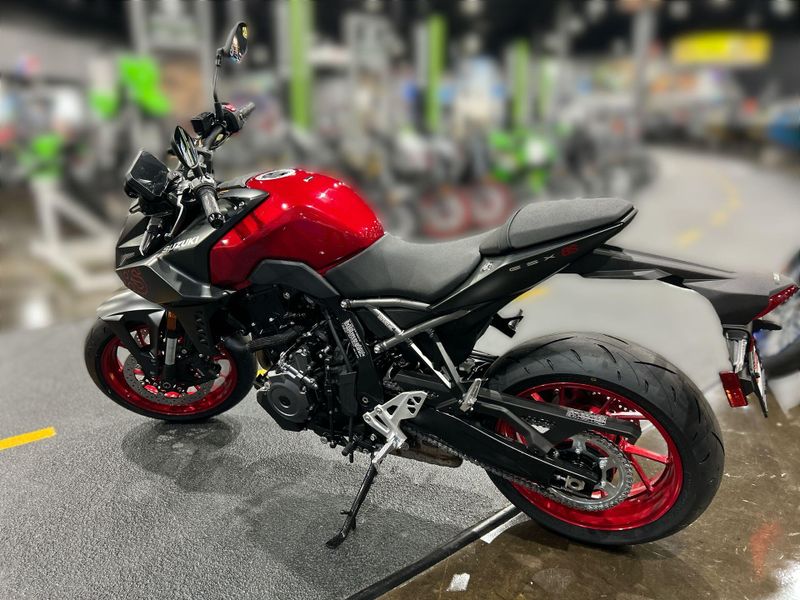 New 2026 Suzuki GSX-8S Image 25