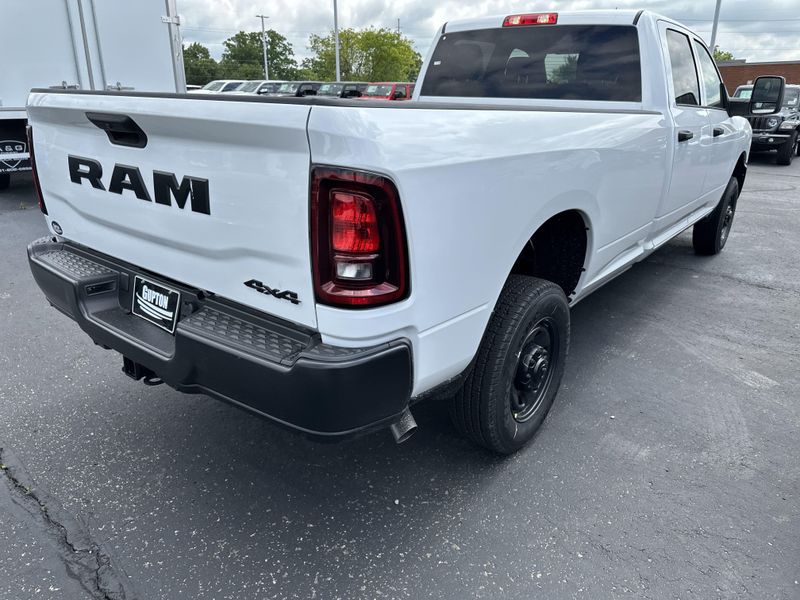2025 RAM 2500 Tradesman Crew Cab 4x4 8