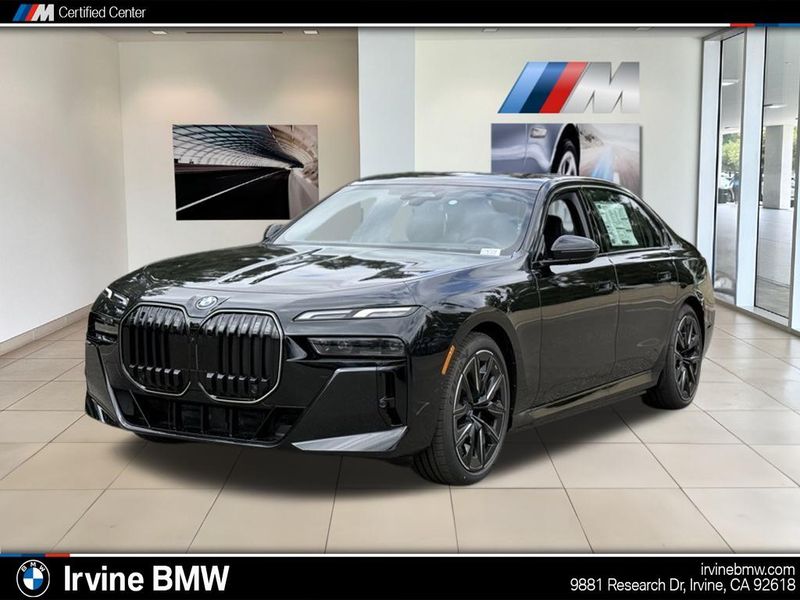 2025 BMW i7 eDrive50Image 1