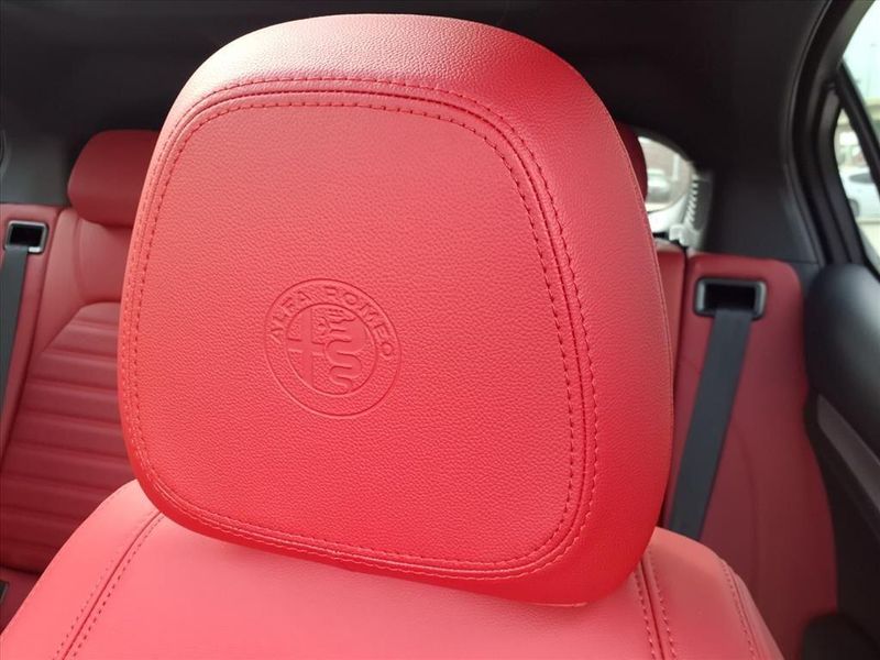 New 2026 Alfa Romeo Stelvio SprintImage 17