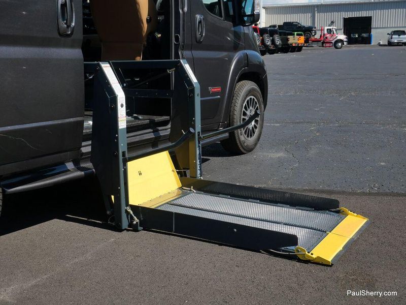 New 2024 RAM Promaster 1500 Slt+ Cargo Van Low Roof 136' Wb