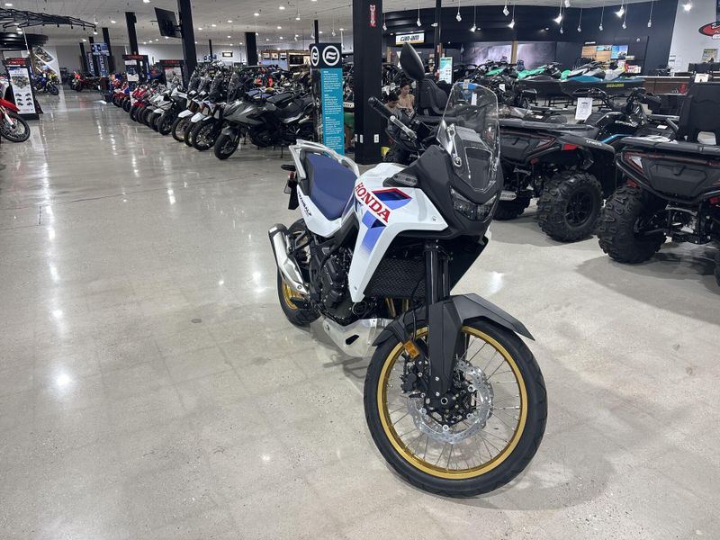 New 2026 Honda TRANSALP E-CLUTCH Image 10