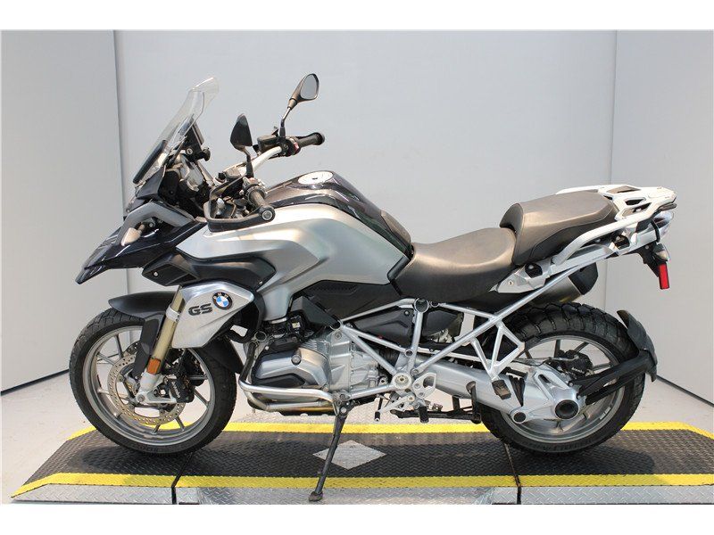 2014 BMW R 1200 GS in a Black exterior color. Greater Boston Motorsports 781-583-1799 pixelmotiondemo.com 