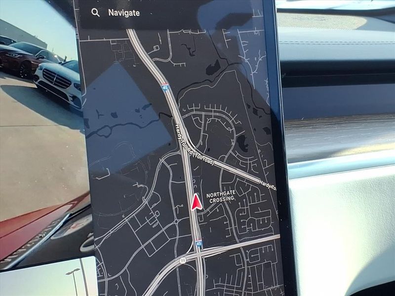 Used 2022 Tesla Model S PlaidImage 6