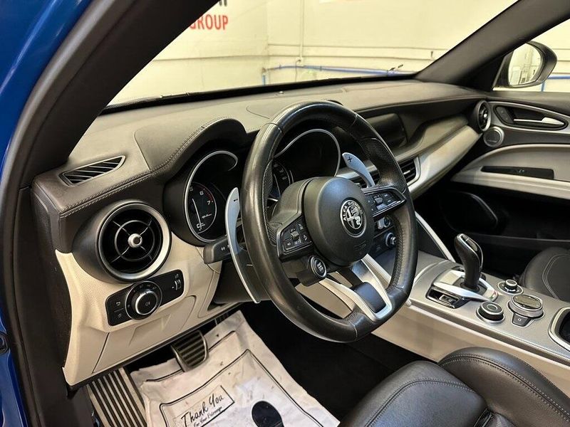 2021 Alfa Romeo Stelvio Ti SportImage 22