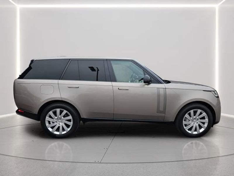 Used 2023 Land Rover Range Rover SE