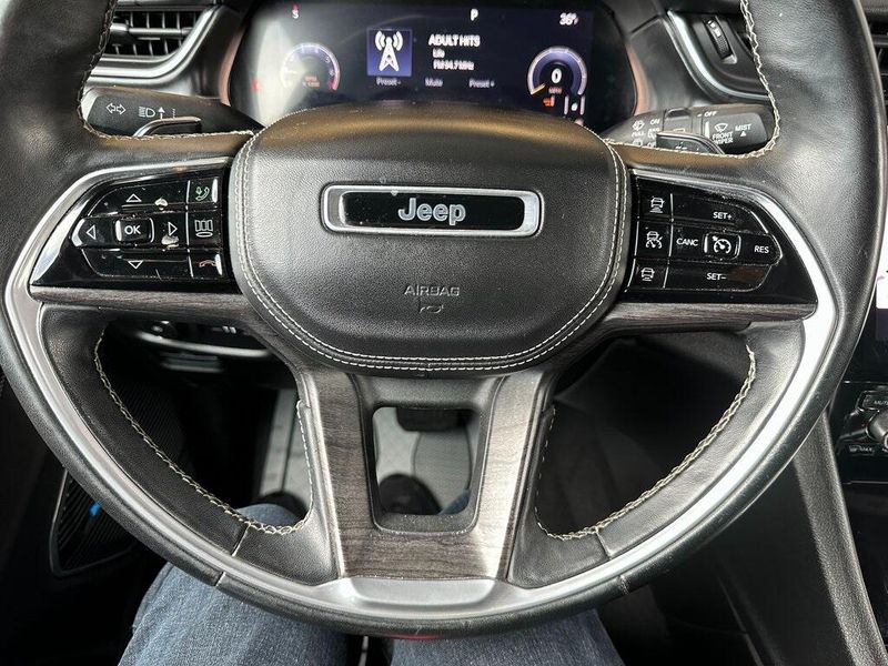 2021 Jeep Grand Cherokee L OverlandImage 3