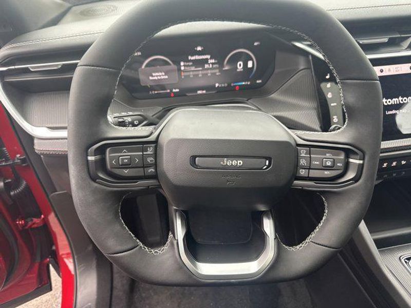 New 2026 Jeep Cherokee Overland 4x4Image 12