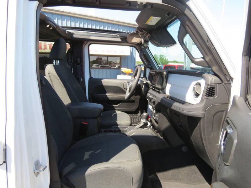 Used 2025 Jeep Wrangler 4xE Sahara 4x4 4dr SUVImage 6