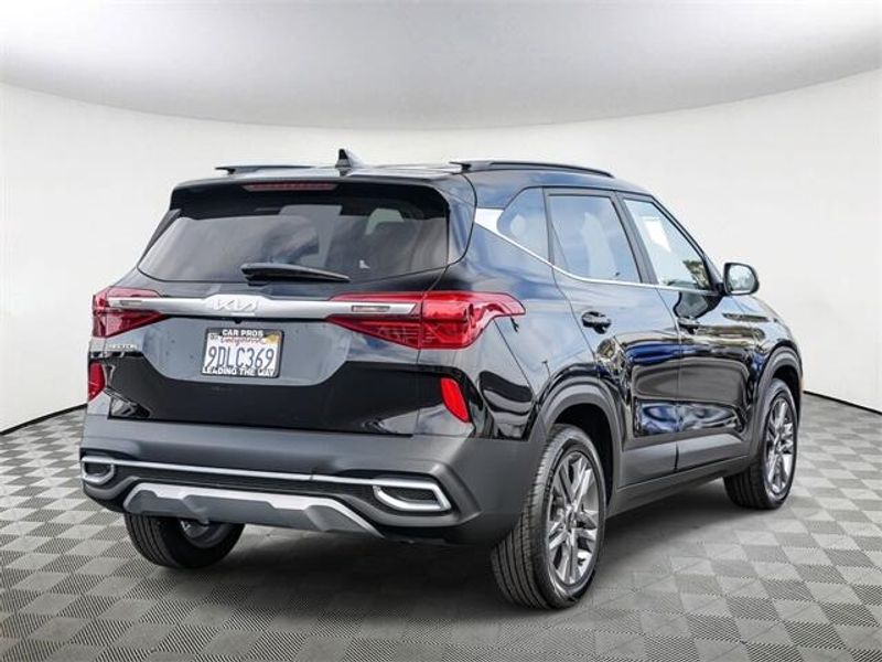 2023 Kia Seltos SImage 8