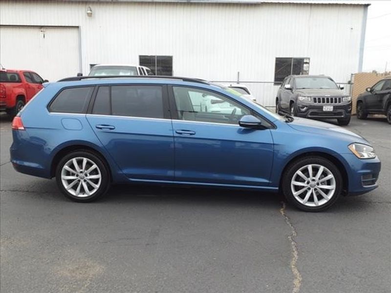 2016 Volkswagen Golf SportWagen SEImage 27