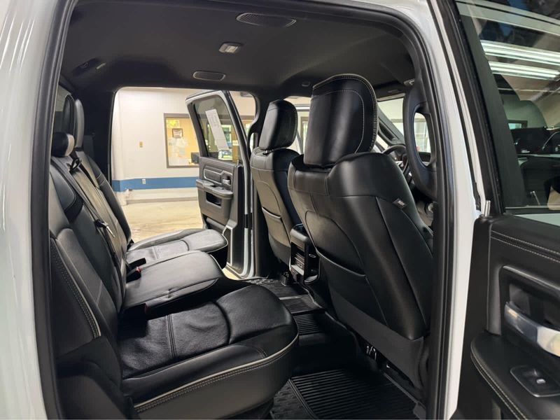 2024 Ram 2500 Laramie photo 12