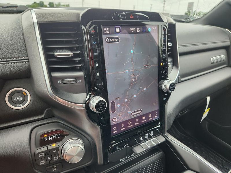 New 2026 RAM 1500 Laramie Crew Cab 4x4 5'7' Box