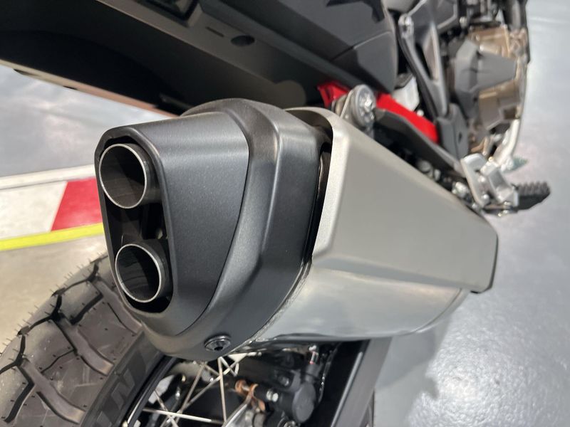 New 2025 Honda AFRICA TWIN DCT Image 20
