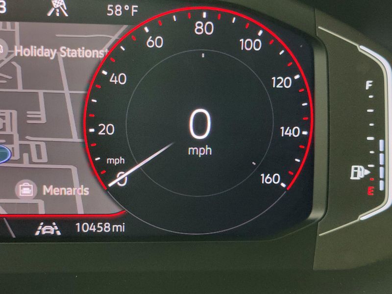 Used 2025 Volkswagen Jetta SEL w/Sunroof & NavImage 31