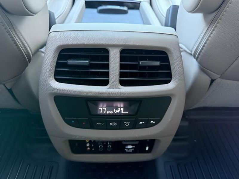 Used 2016 Honda Pilot Touring