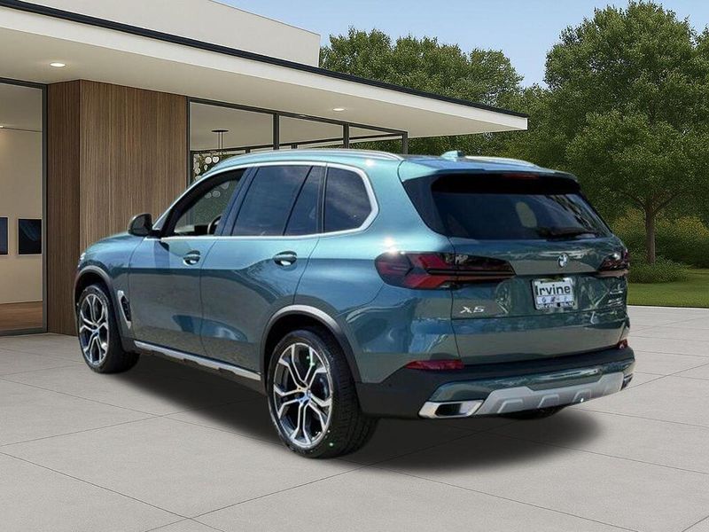 New 2026 BMW X5 xDrive40iImage 12