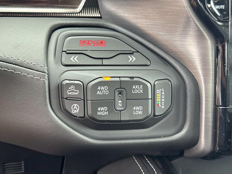 New 2026 RAM 1500 Rho Crew Cab 4x4 5'7' Box