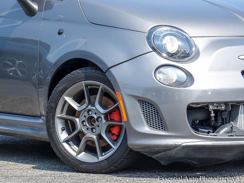 2013 Fiat 500 Abarth photo 3