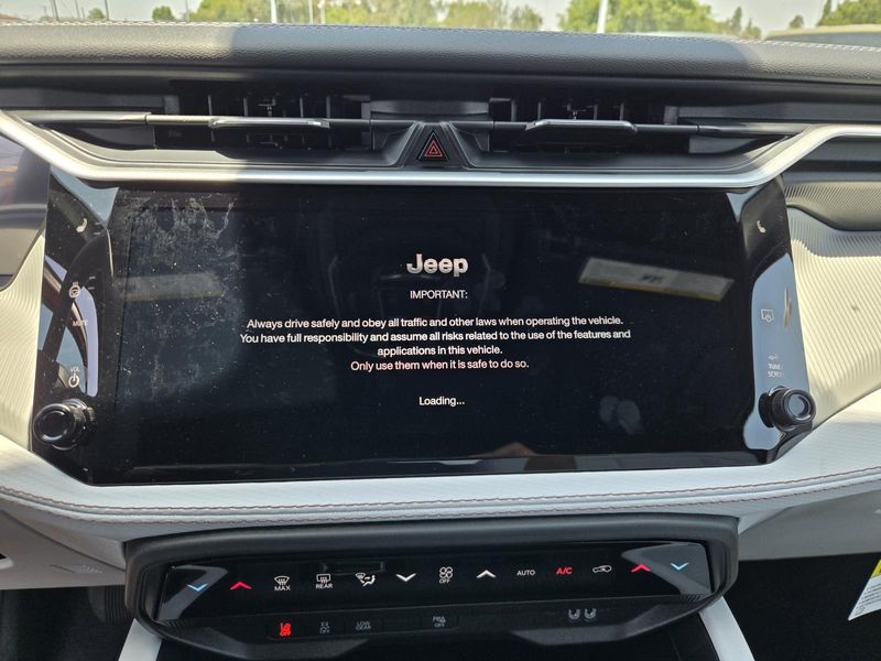 New 2026 Jeep Cherokee Limited 4x4