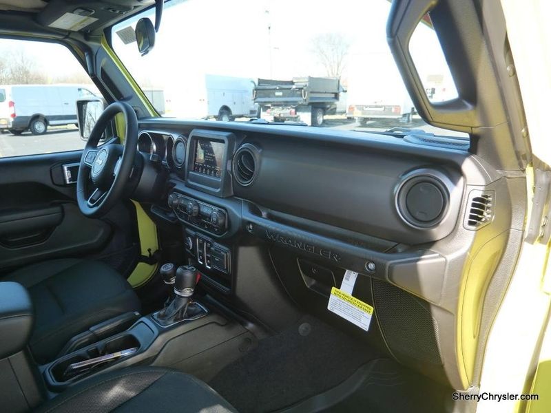 2023 Jeep Wrangler 2-door Sport S 4x4Image 30