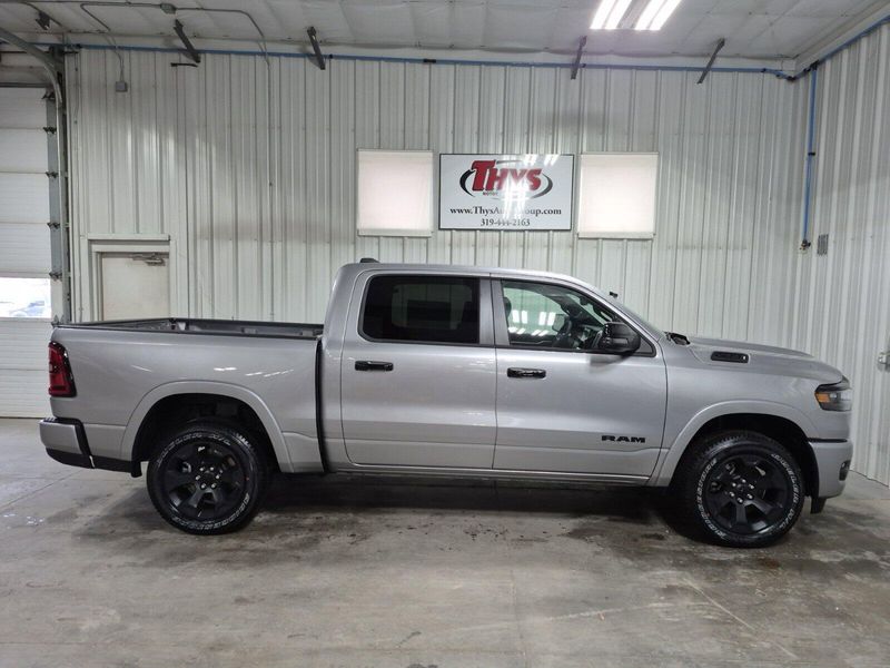 2025 RAM 1500 Big Horn Crew Cab 4x4 5