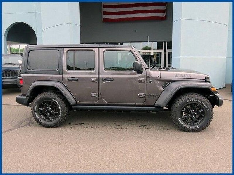 2021 Jeep Wrangler Unlimited WillysImage 2
