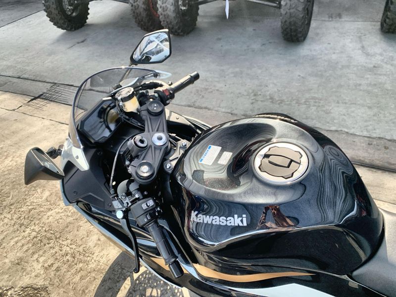 New 2026 Kawasaki NINJA ZX-6R ABS Image 18
