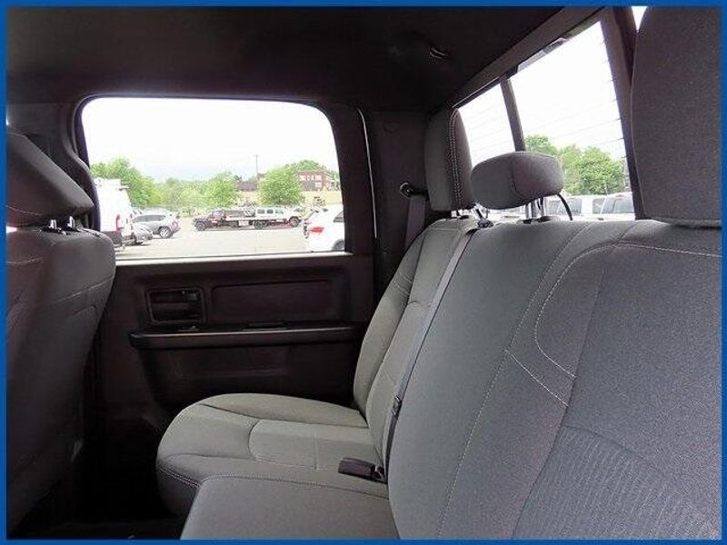 2024 RAM 3500 TradesmanImage 11