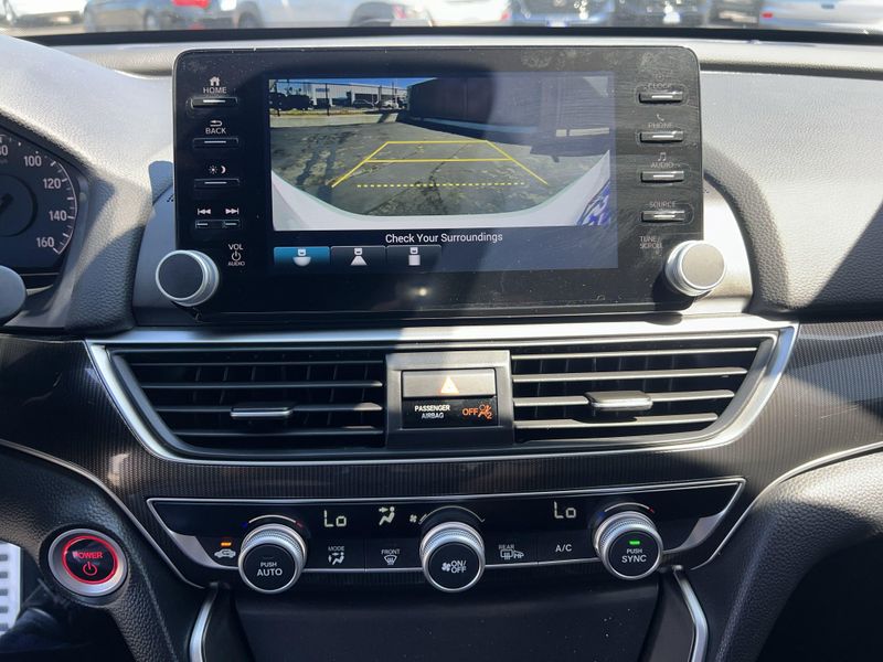 Used 2022 Honda Accord Hybrid SportImage 16