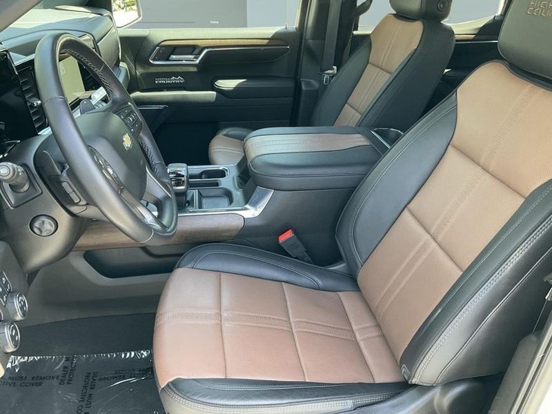 2023 Chevrolet Silverado 1500 High CountryImage 21