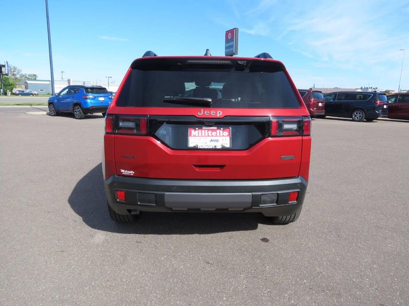 New 2026 Jeep Cherokee Overland 4x4Image 5