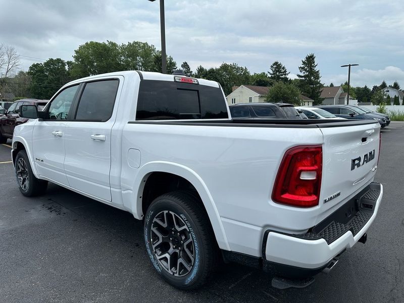 2025 RAM 1500 Laramie Crew Cab 4x4 5