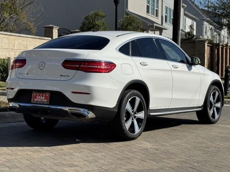 2017 Mercedes-Benz GLC 300 CoupeImage 14