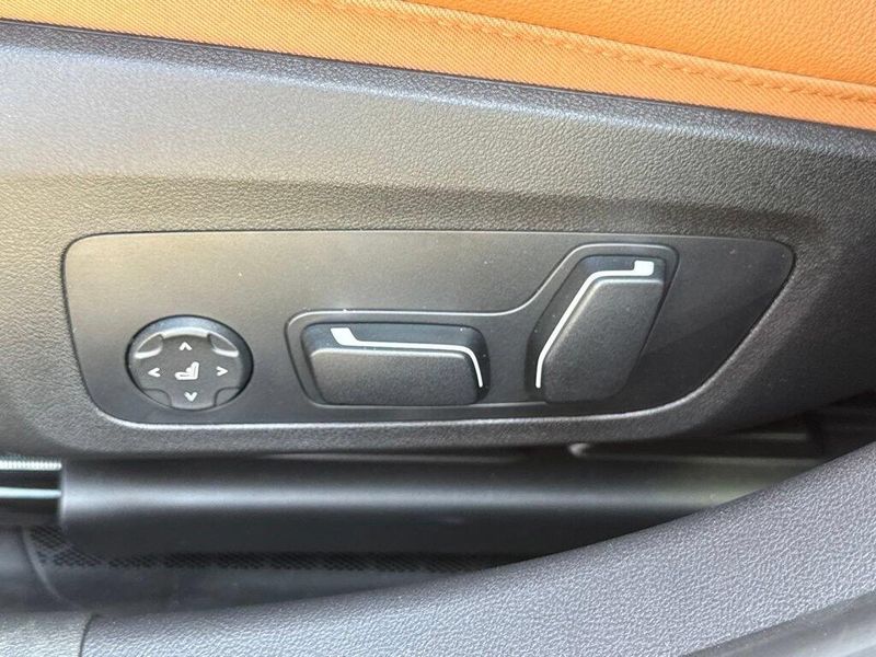 New 2026 BMW 3 Series 330i xDriveImage 17